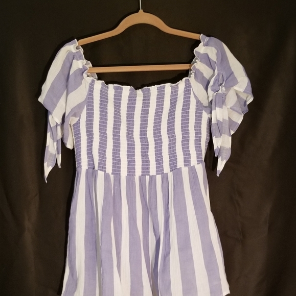 Top - Picture 4 of 4